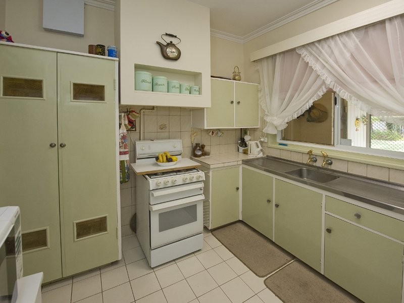 53 Alvah Street, St James WA 6102