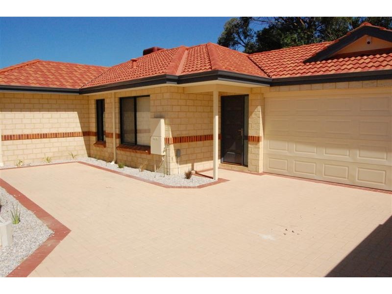 31B Coolgardie Street, St James WA 6102
