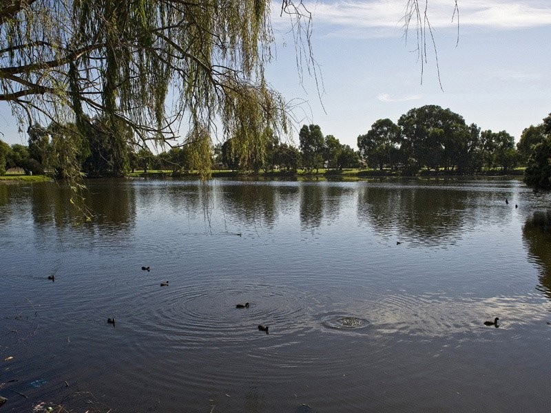 292 Surrey Road, Kewdale WA 6105