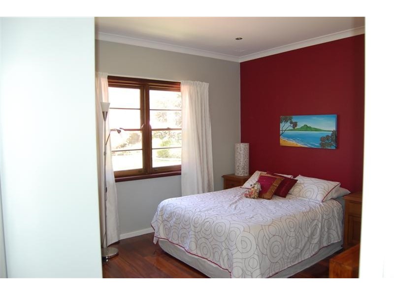 6 Canny Road, St James WA 6102