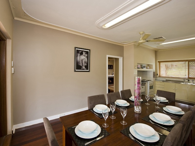 92 Hill View Terrace, St James WA 6102