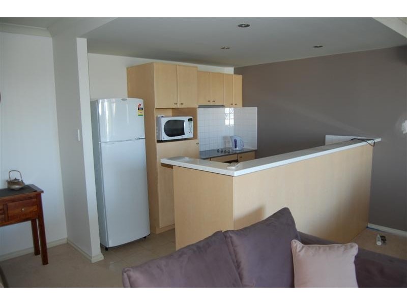 4/14 Waterloo Crescent, East Perth WA 6004