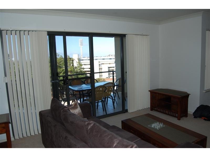 4/14 Waterloo Crescent, East Perth WA 6004