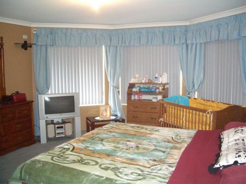 2 Coulthard Crescent, Canning Vale WA 6155