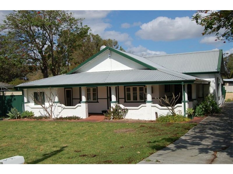 107 Ladywell Street, Beckenham WA 6107