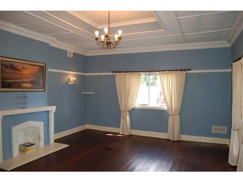 107 Ladywell Street, Beckenham WA 6107