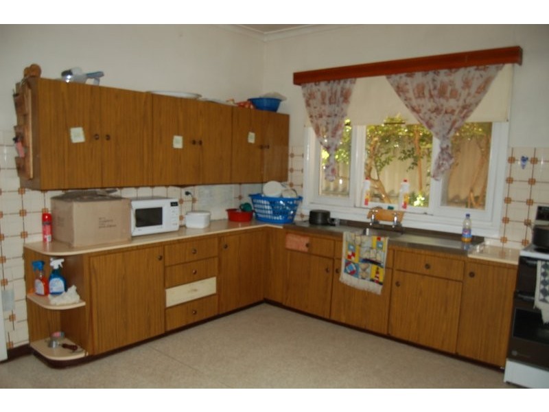 36 Grey Street, Cannington WA 6107