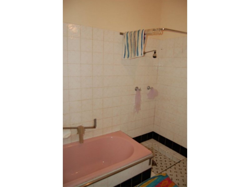 36 Grey Street, Cannington WA 6107