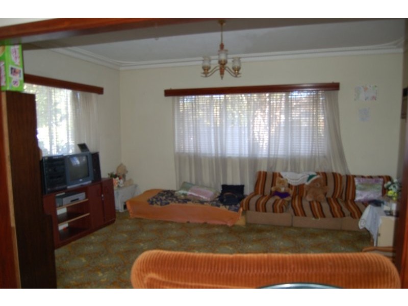 36 Grey Street, Cannington WA 6107