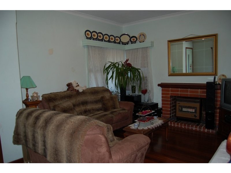 98 Jarrah Road, East Victoria Park WA 6101