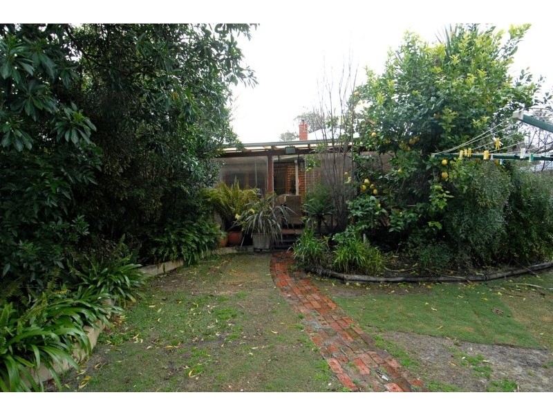 40 Hubert Street, East Victoria Park WA 6101