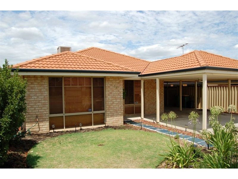 59 Courtland Crescent, Redcliffe WA 6104