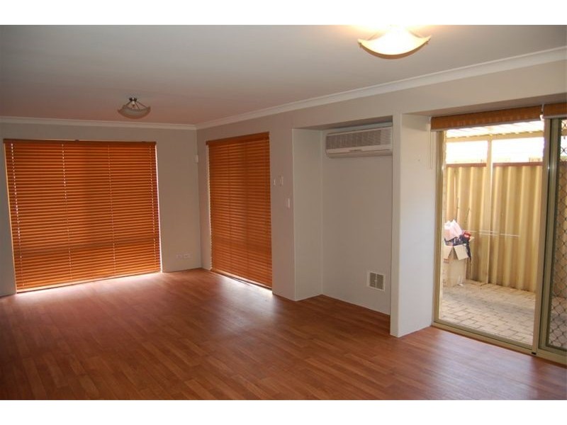 59 Courtland Crescent, Redcliffe WA 6104