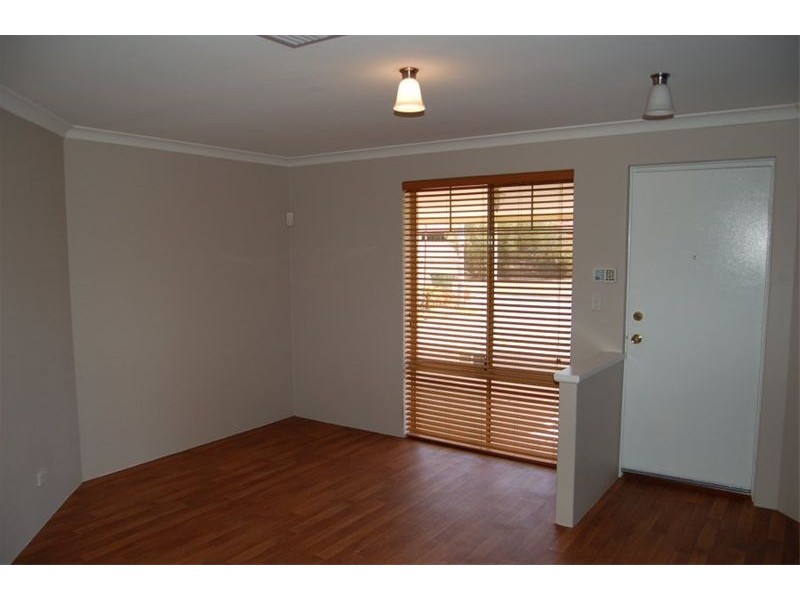 59 Courtland Crescent, Redcliffe WA 6104