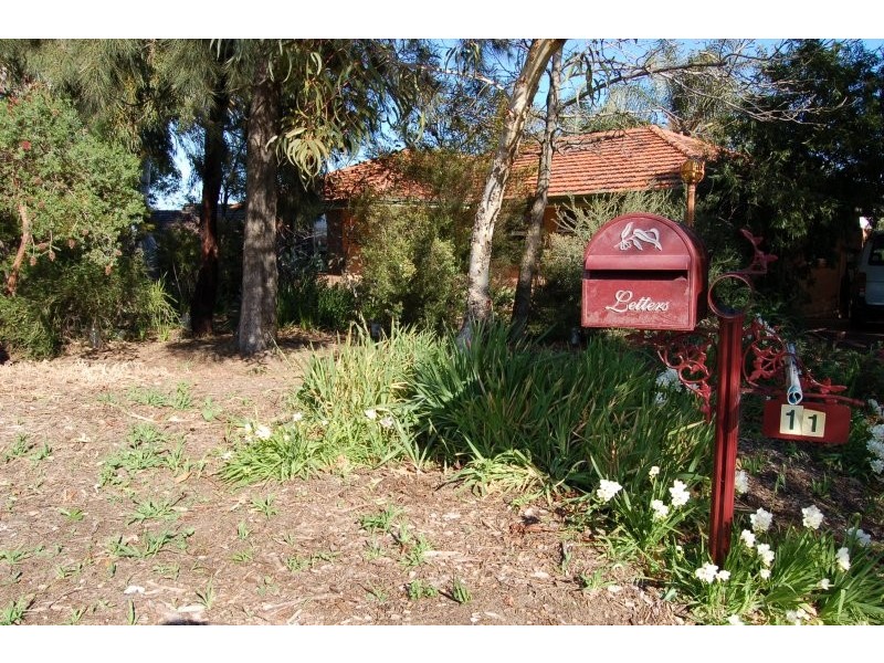 11  Volta Way, Wilson WA 6107
