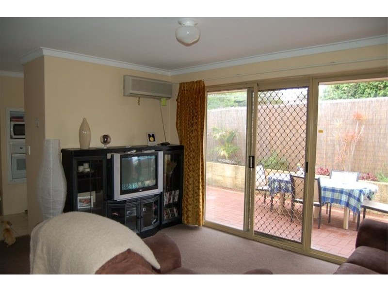 3/27  McMillan Street, Victoria Park WA 6100