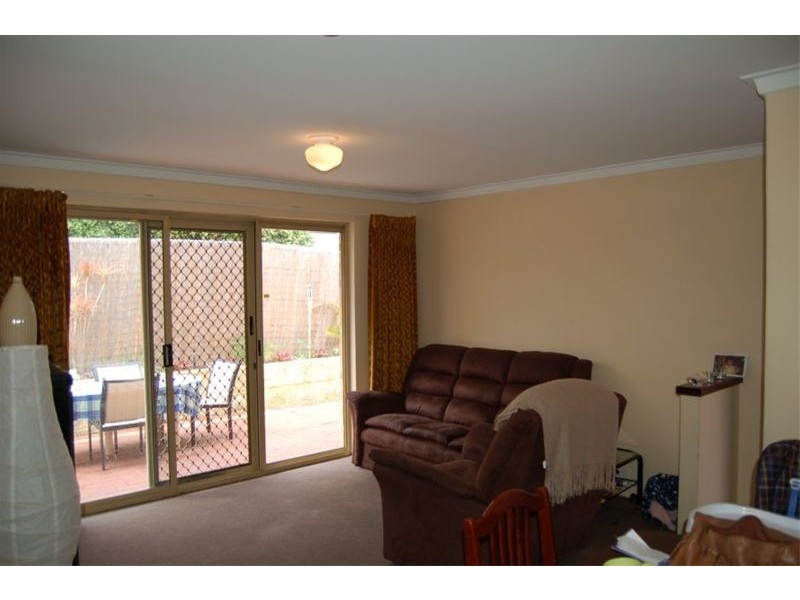 3/27  McMillan Street, Victoria Park WA 6100