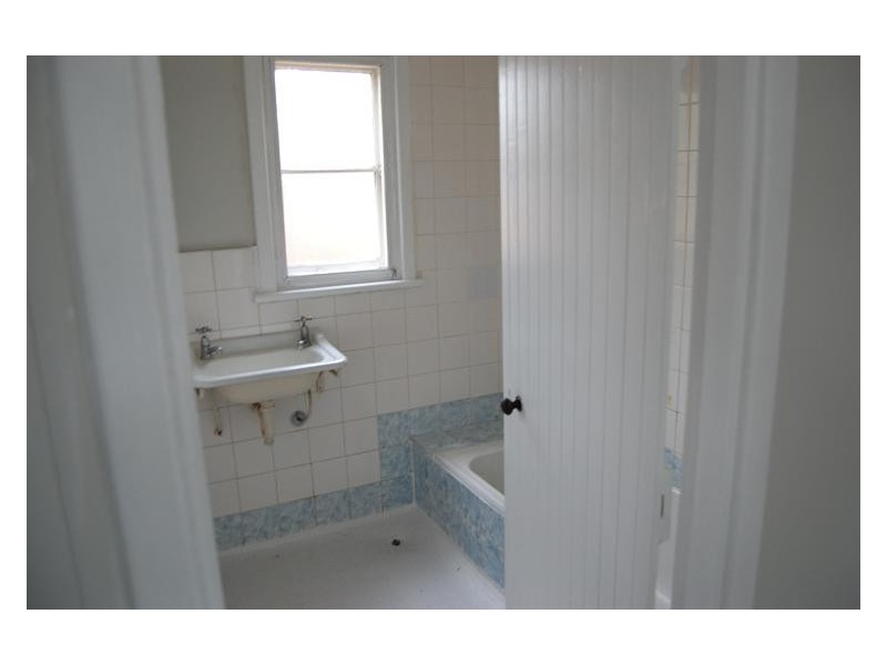 13 Coolgardie Street, Bentley WA 6102