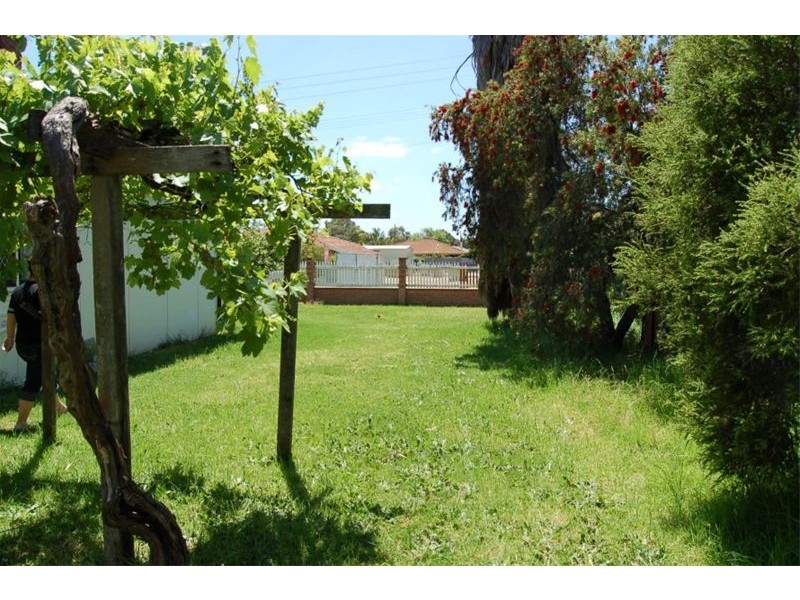 89  Park Road, Kenwick WA 6107