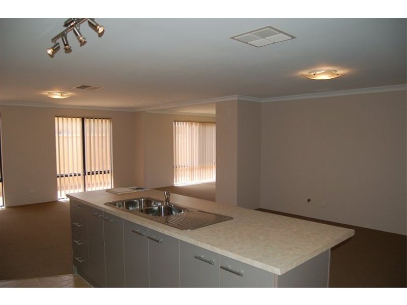 69 Stortford Road, Southern River WA 6110