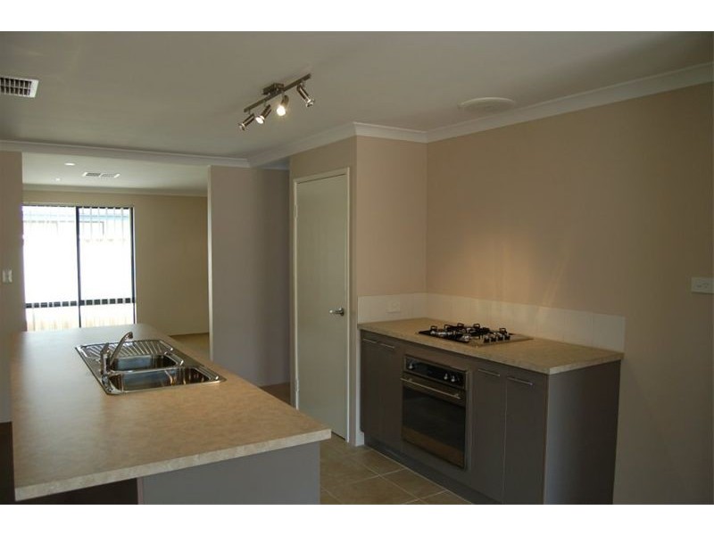 69 Stortford Road, Southern River WA 6110