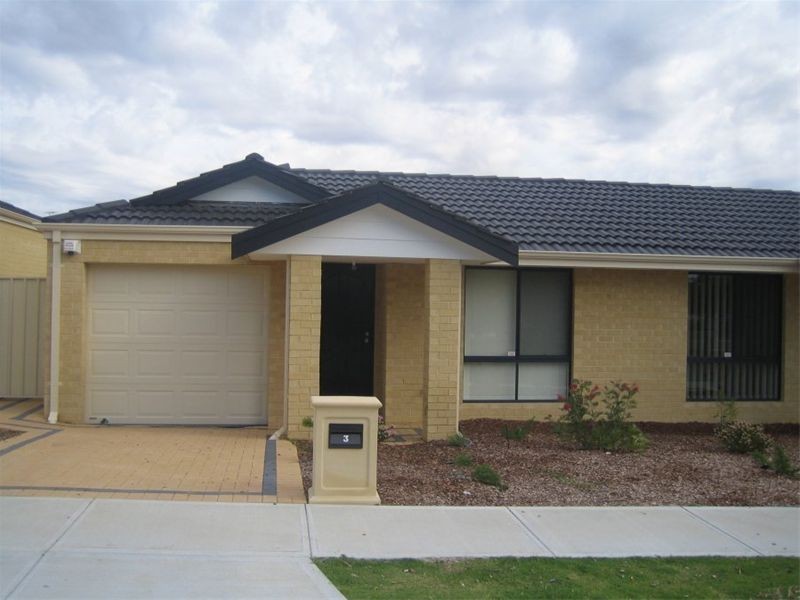 2/25  Norman Street, St James WA 6102