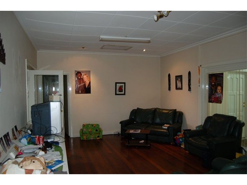 1 Marsh Avenue, Manning WA 6152