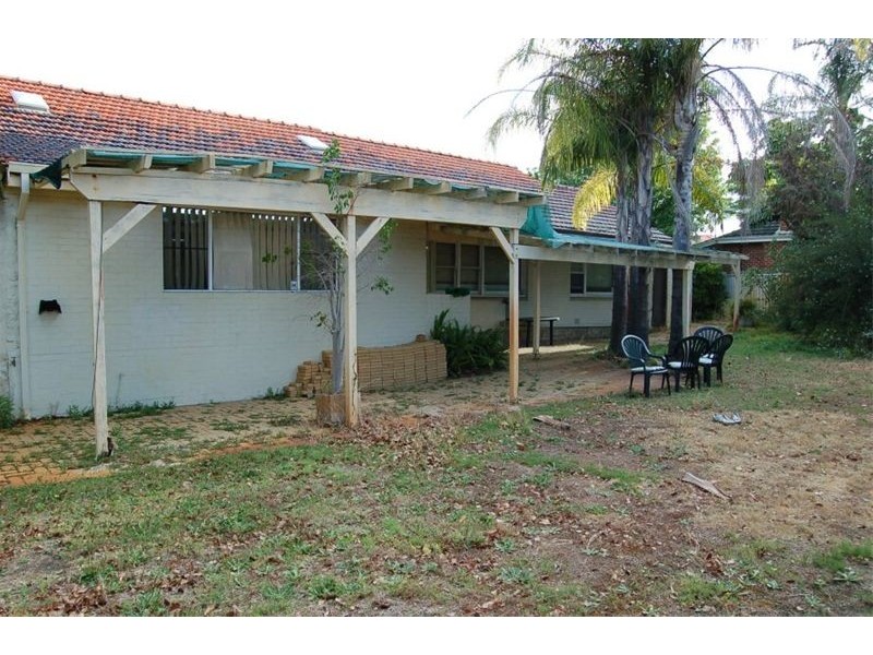 1 Marsh Avenue, Manning WA 6152