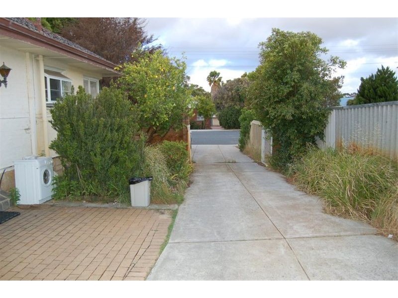 1 Marsh Avenue, Manning WA 6152