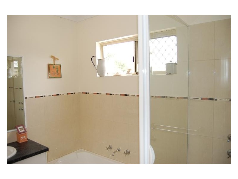 52A  Mars Street, Carlisle WA 6101