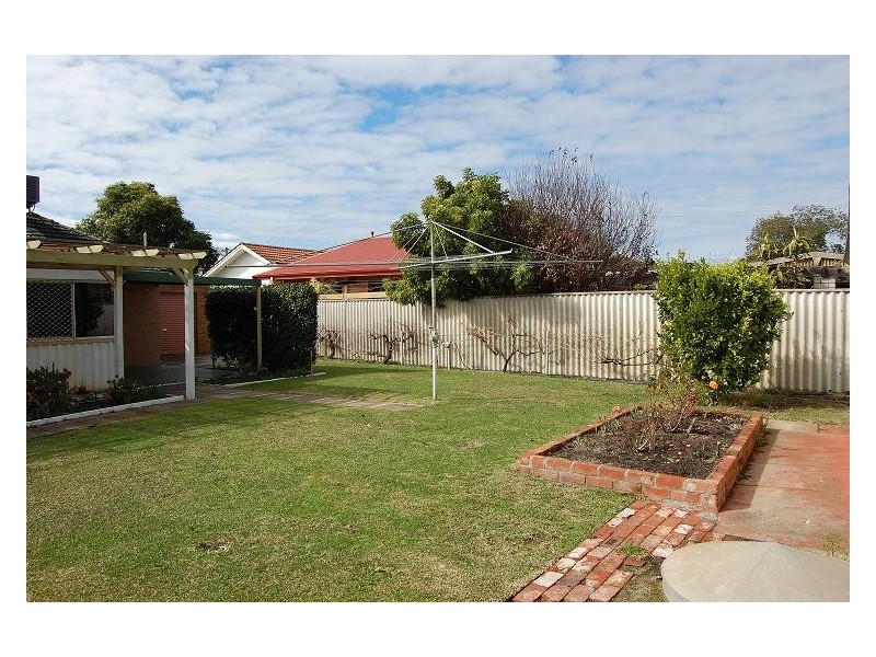 43  Martindale Avenue, Thornlie WA 6108