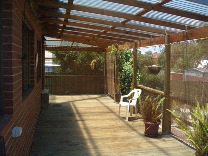 22 Upton Street, St James WA 6102