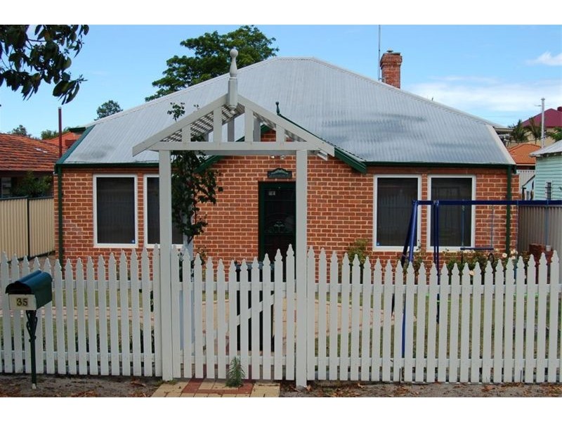 35 Sunbury Road, Victoria Park WA 6100