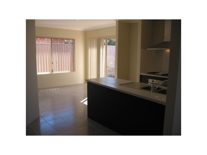 19B  Raleigh Street, Carlisle WA 6101