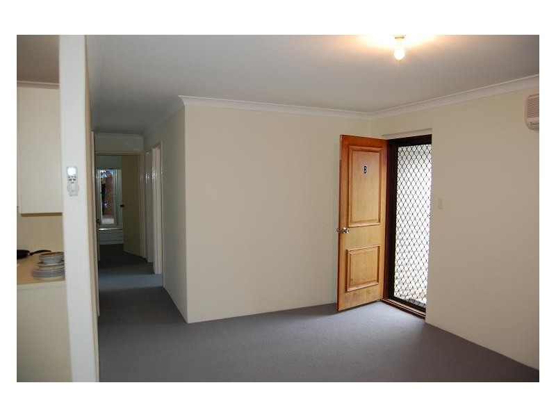 102B Mackie Street, Victoria Park WA 6100