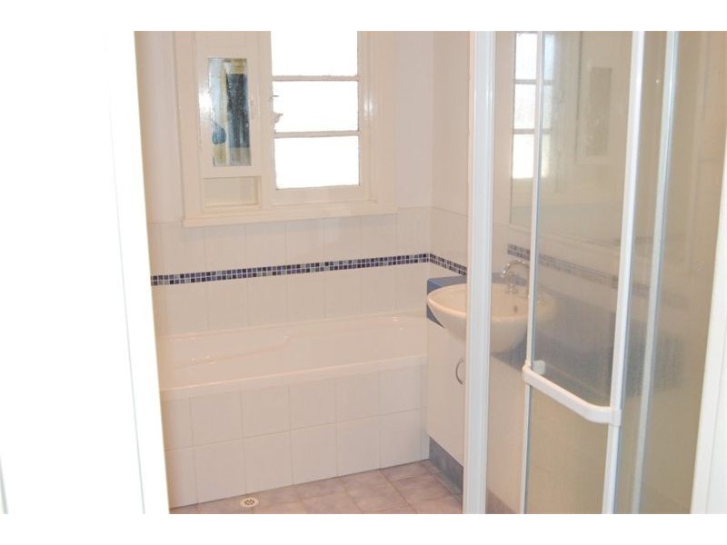 1 Plummer Street, East Victoria Park WA 6101