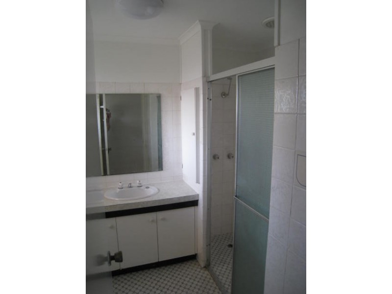 15 WOOTTON CRESCENT, Springwood QLD 4127