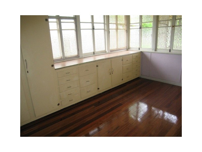 37  Norman Street, Coorparoo QLD 4151