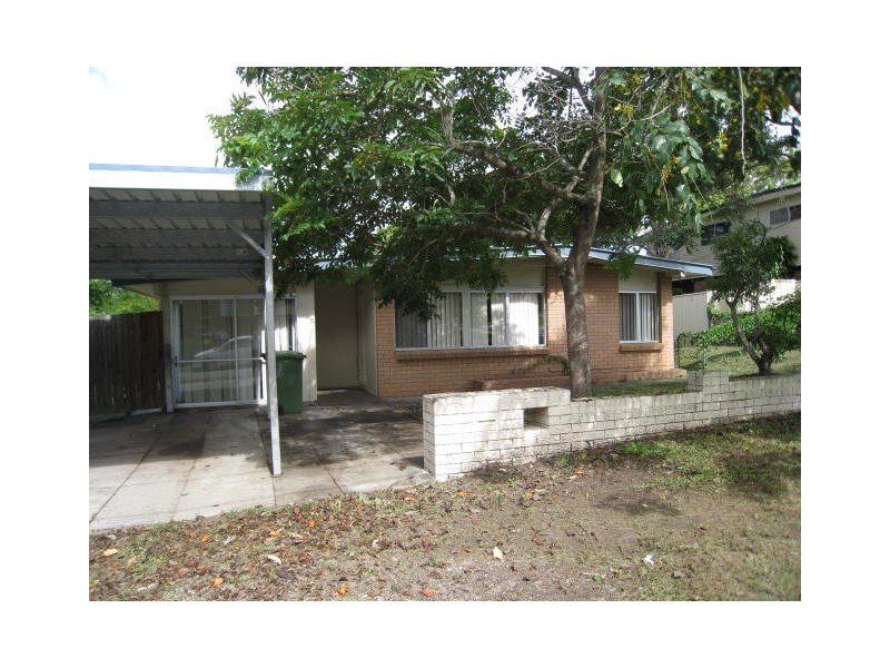 31 CARCOOLA STREET, Kingston QLD 4114