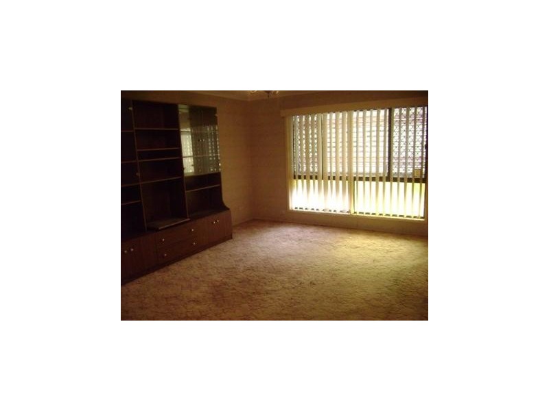 32 ATHALIE STREET, Runcorn QLD 4113