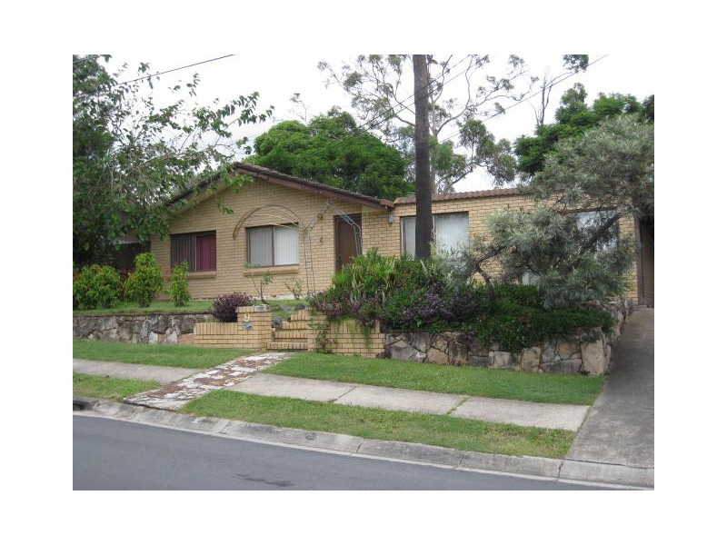 9 Shortland Street, Springwood QLD 4127