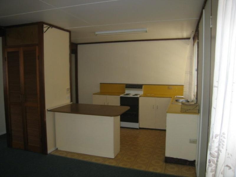 15 Edward Street, Woodridge QLD 4114