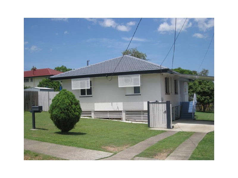 16 Madison Street, Woodridge QLD 4114