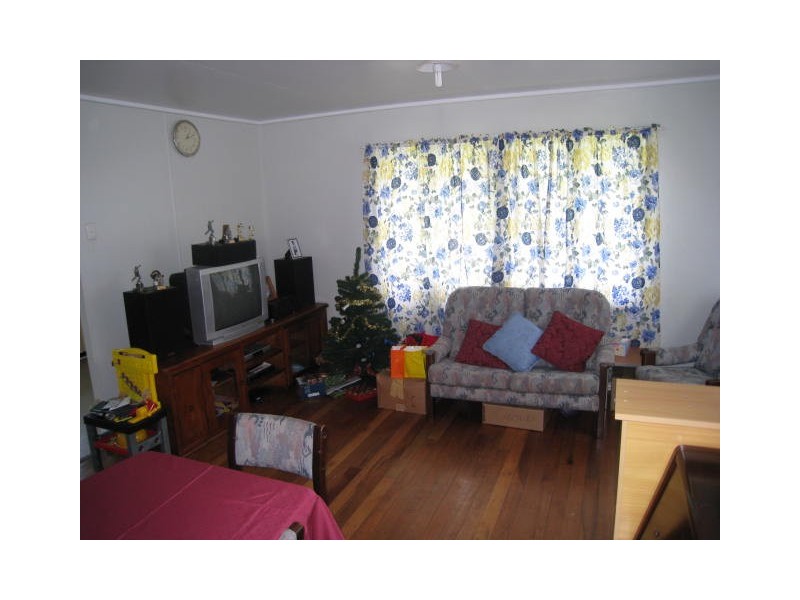 16 Madison Street, Woodridge QLD 4114