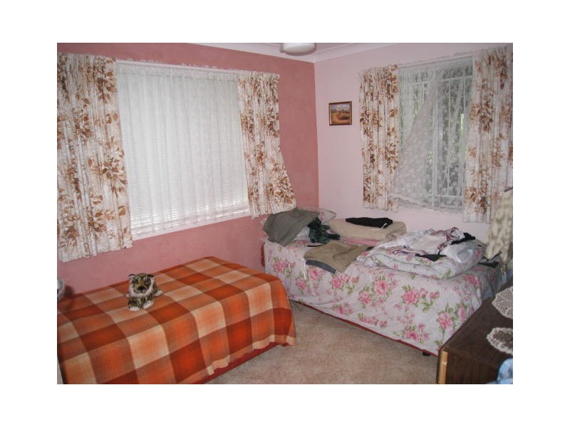 104 Jacaranda Avenue, Logan Central QLD 4114