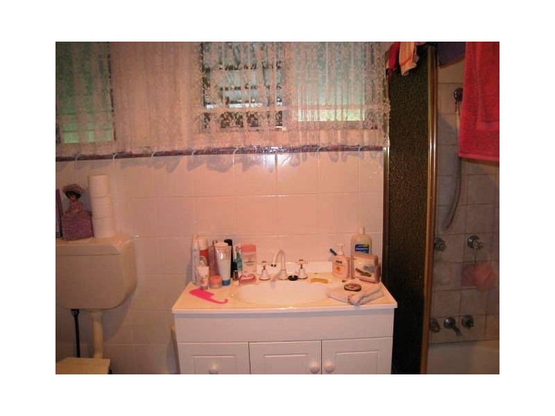 104 Jacaranda Avenue, Logan Central QLD 4114