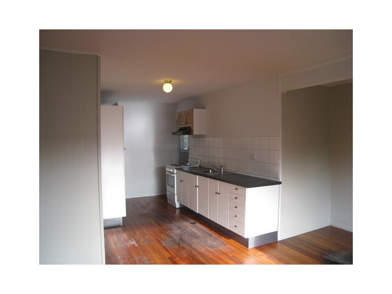 11 Darren Drive, Slacks Creek QLD 4127