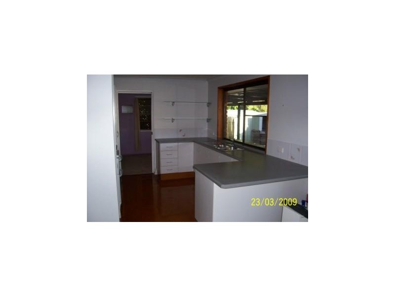 9 Crocus Street, Daisy Hill QLD 4127