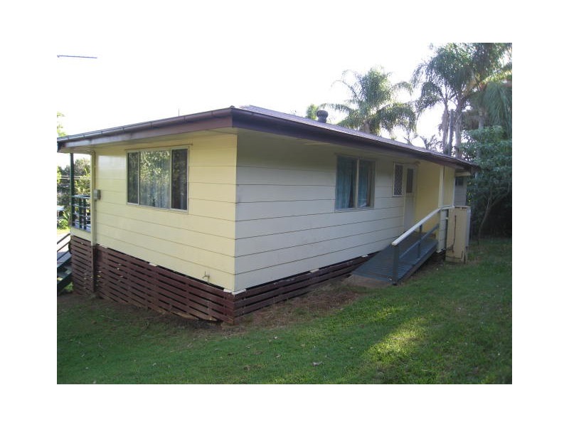 6 Perth Street, Kingston QLD 4114