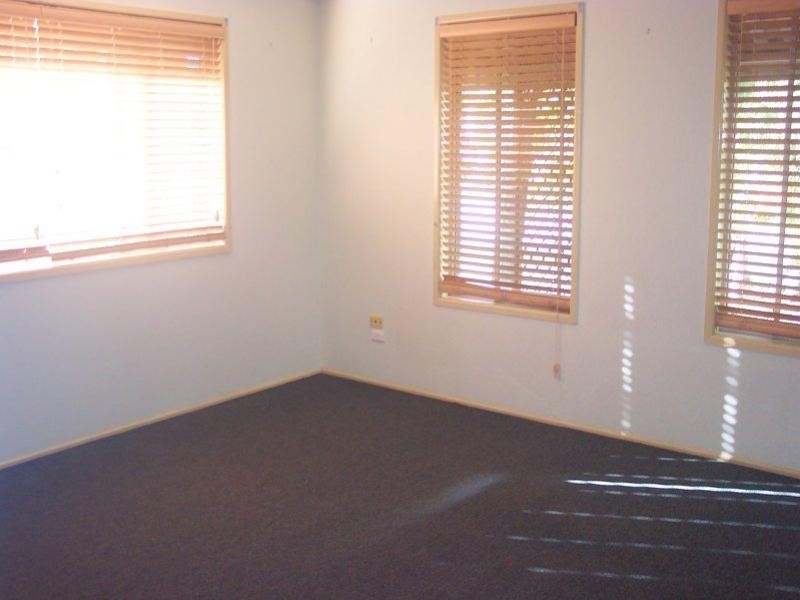 54 Springfield Crescent, Daisy Hill QLD 4127